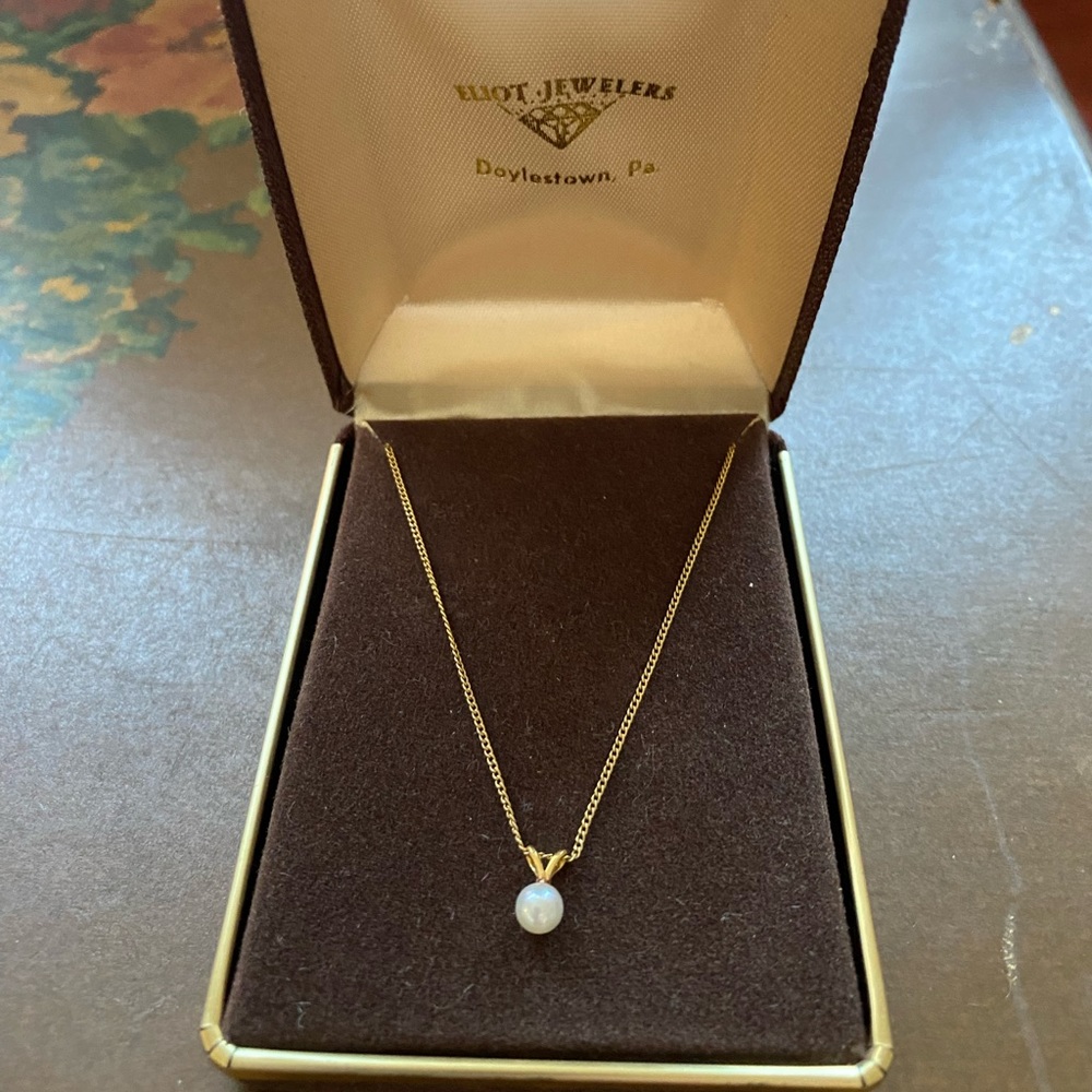 Estate 14k Gold Pearl Necklace